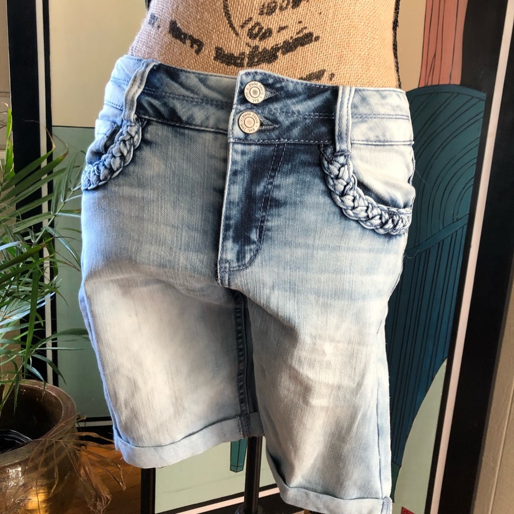 mudd brand jean shorts